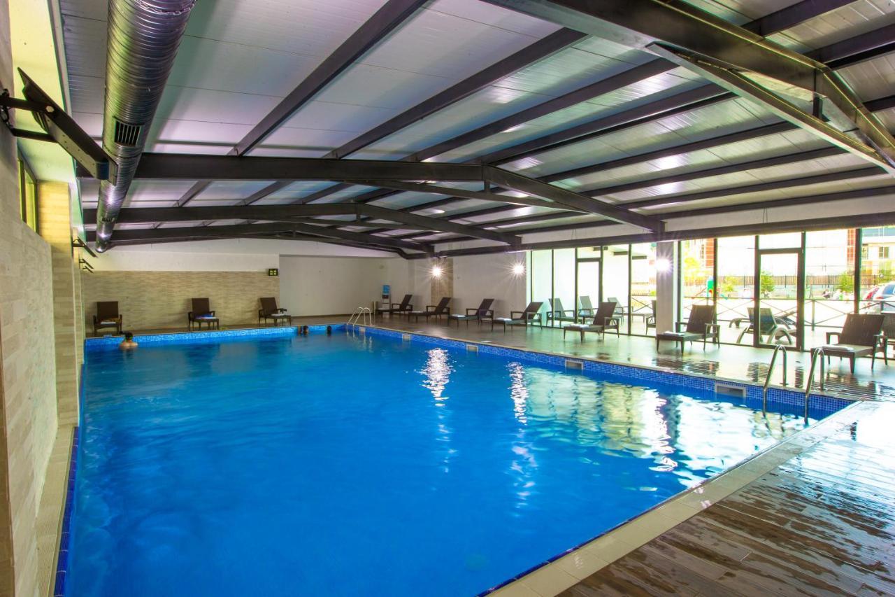 באקוריאני Crystal Residence מראה חיצוני תמונה