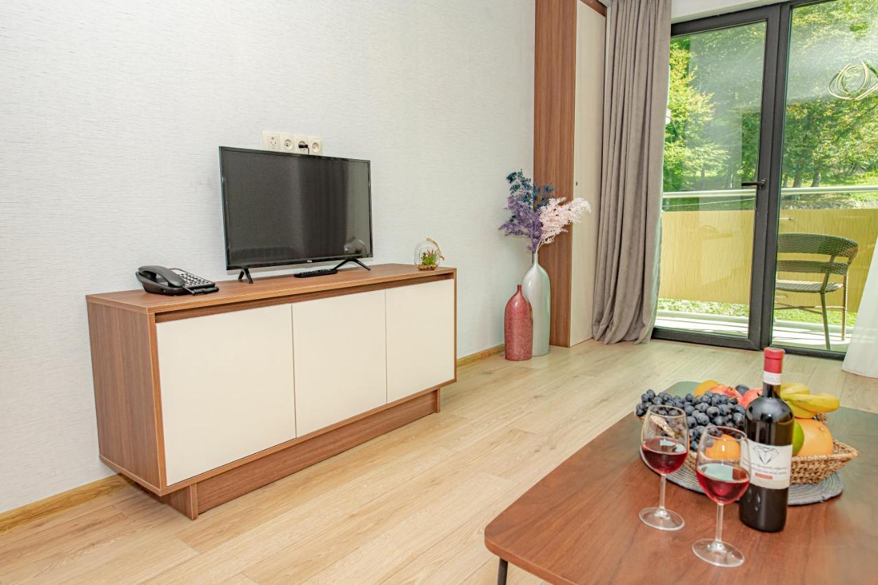 באקוריאני Crystal Residence מראה חיצוני תמונה