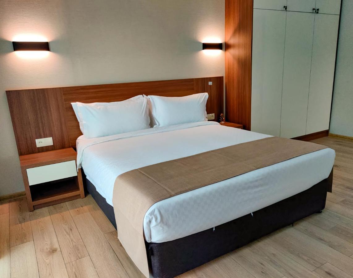 באקוריאני Crystal Residence מראה חיצוני תמונה