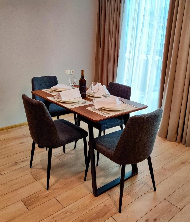 באקוריאני Crystal Residence מראה חיצוני תמונה