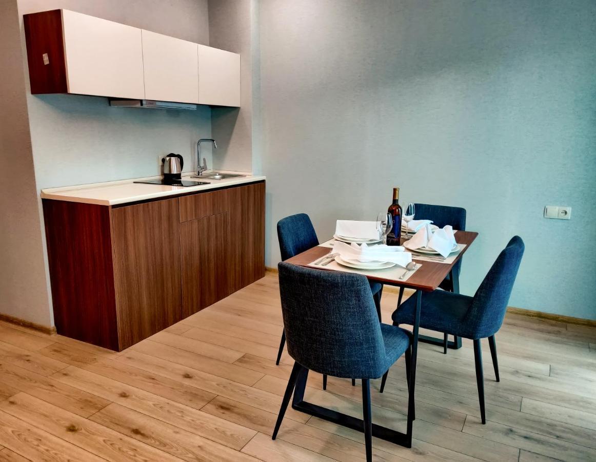 באקוריאני Crystal Residence מראה חיצוני תמונה